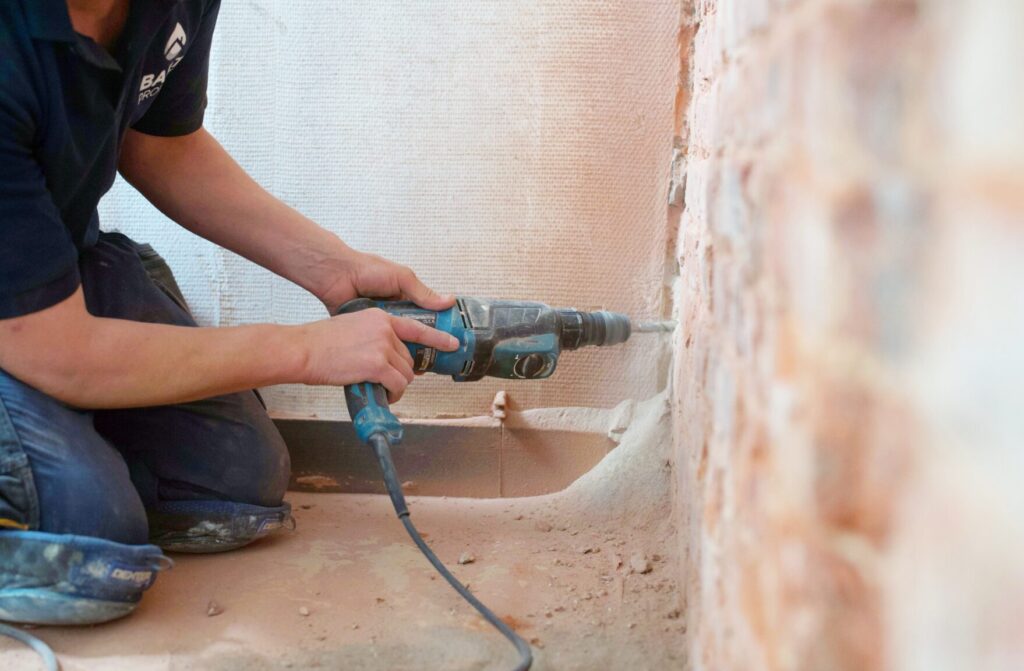 Injection murale pour traitement humidité