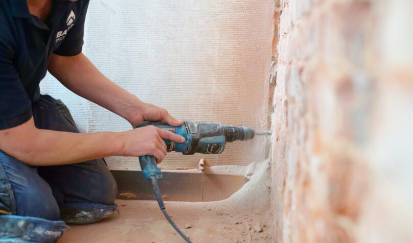 Injection murale pour traitement humidité